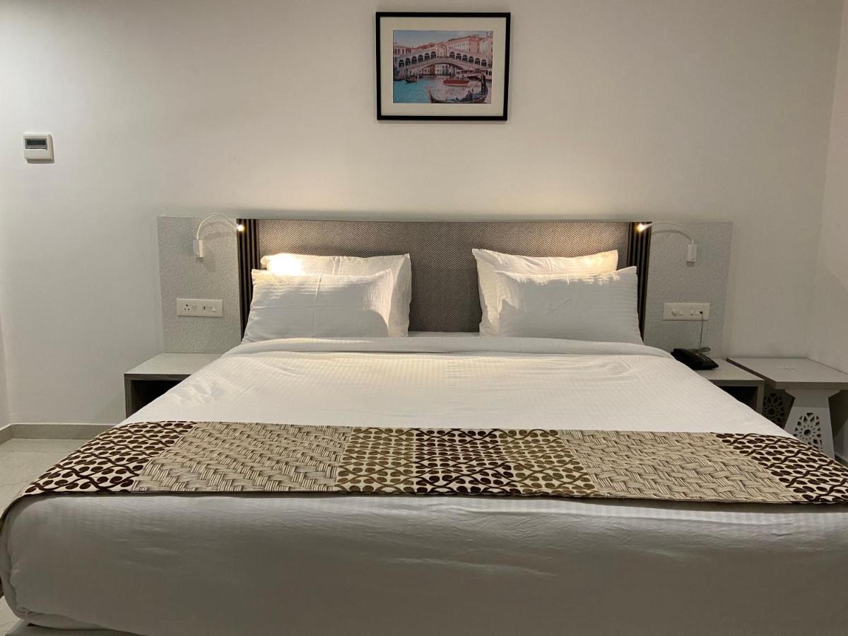 Dash Hotels - Affordable Luxury Hyderabad Exterior photo